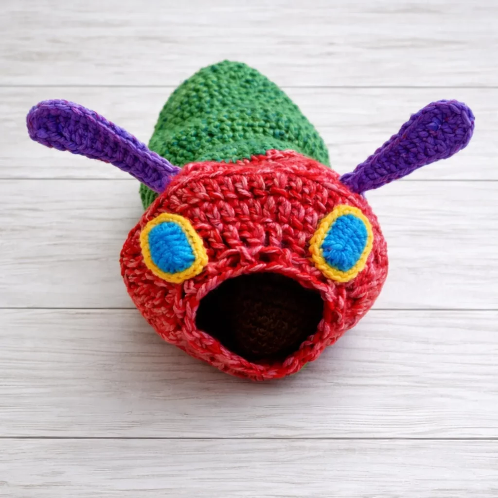 Crochet Caterpillar Hat Pattern (photo 1)